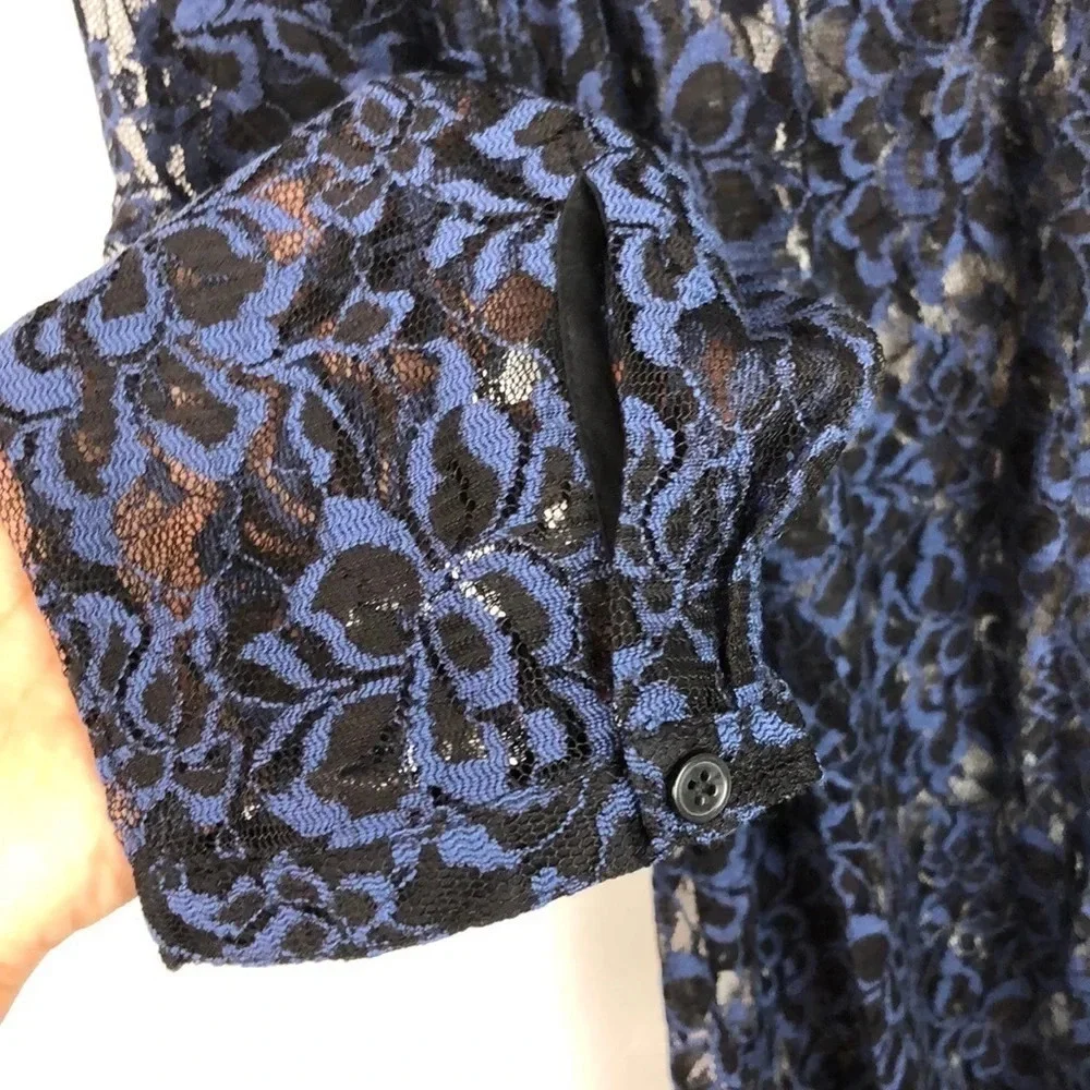 Ann Taylor Loft Women’s XS Lace Knit‎ Ruffle Neckline Quarter Sleeve Blouse